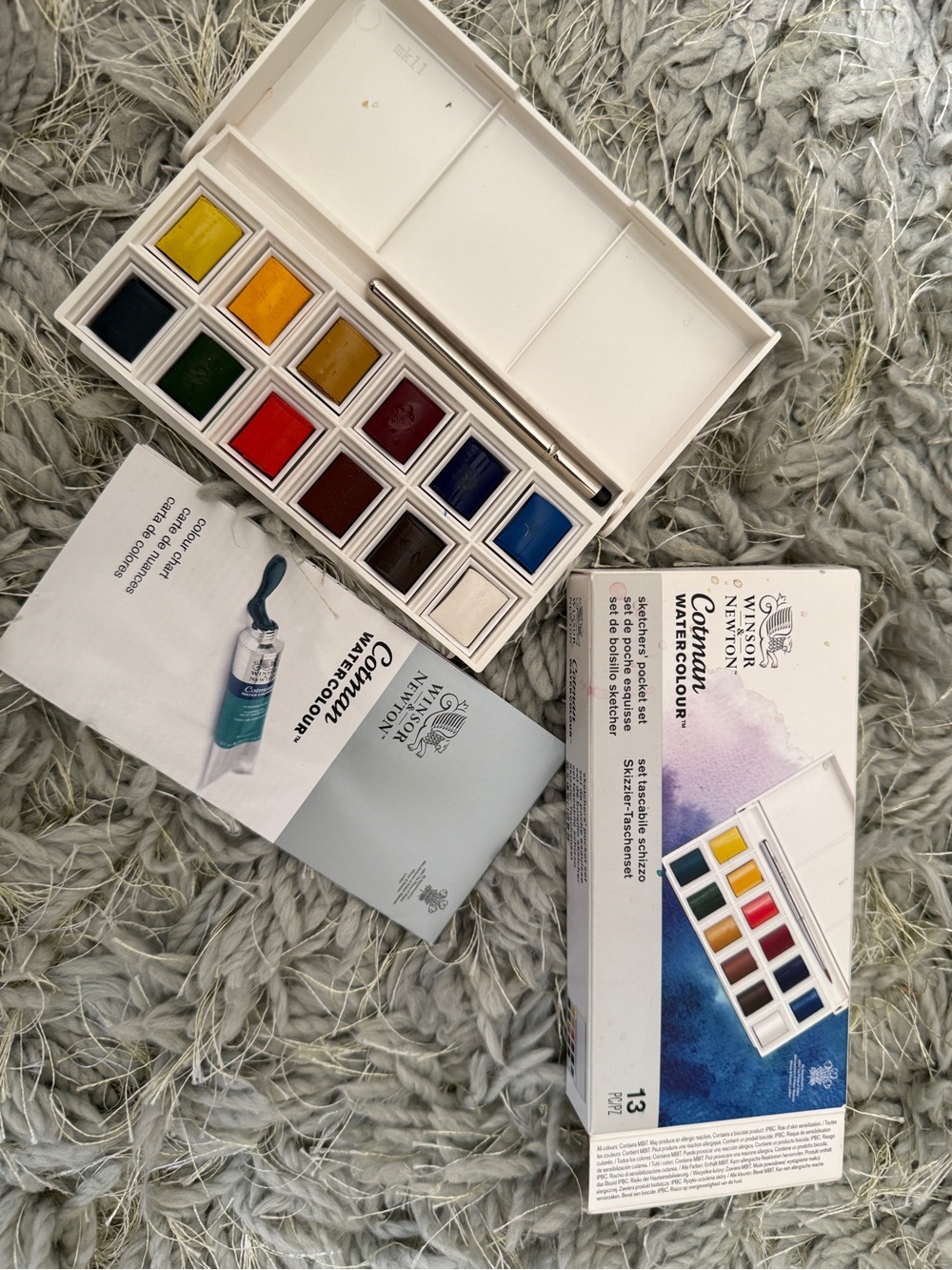 Winsor & Newton Cotman 13-Colour Watercolour Set